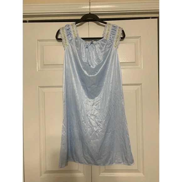 Vintage Slip Dress Nightgown 100% Nylon Cottage Core Fairy Feminine S (DD10) - Picture 4 of 7